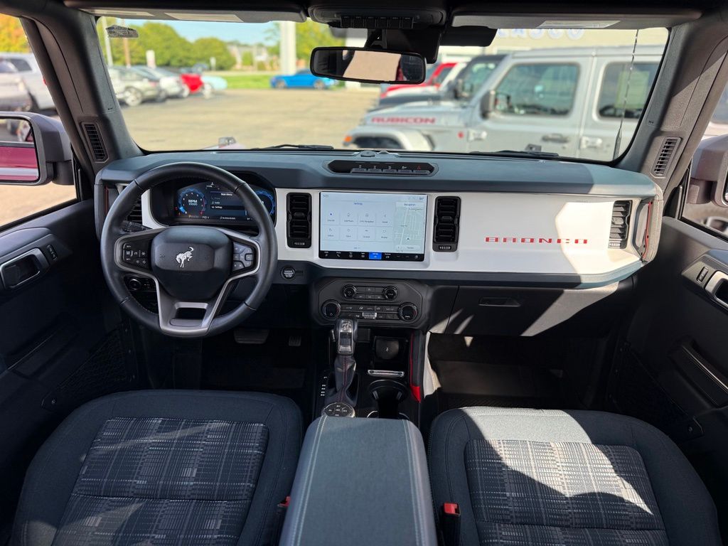 ford bronco 4-door 2025 1FMEE4DP3SLA55870 image ford bronco 4-door 2025 1FMEE4DP3SLA55870 image